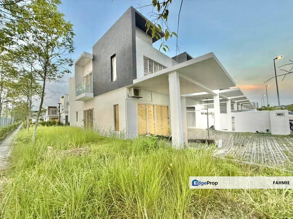 Cheapest. Corner lot. Non bumi lot. Casa Green. Cybersouth. Dengkil. , Selangor, Cyberjaya