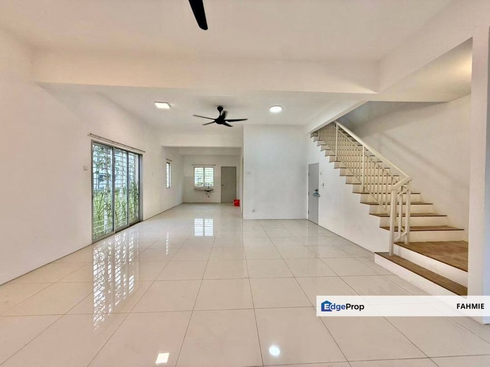 Cheapest. Corner lot. Non bumi lot. Casa Green. Cybersouth. Dengkil. , Selangor, Cyberjaya