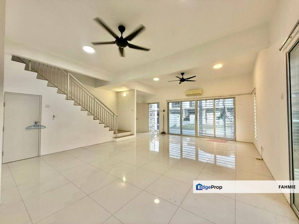 Cheapest. Corner lot. Non bumi lot. Casa Green. Cybersouth. Dengkil. , Selangor, Cyberjaya