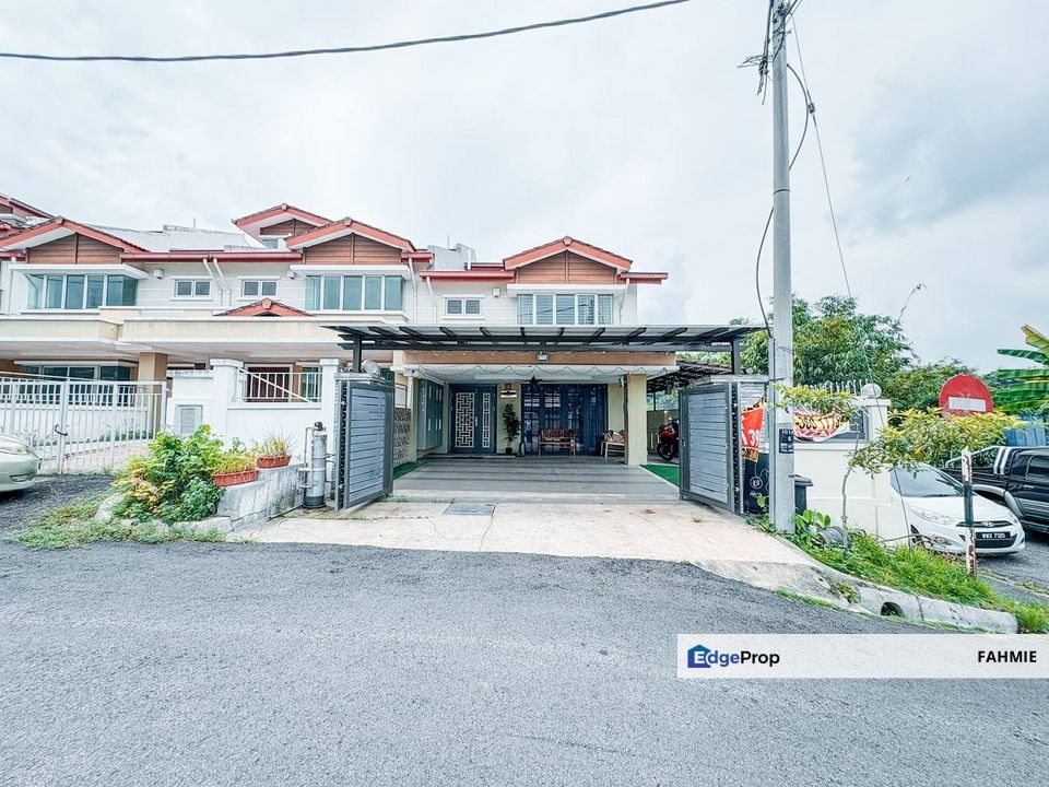 Fully renovated. End lot. Freehold. Taman Indah Gemilang. Batu Caves. , Selangor, Batu Caves 