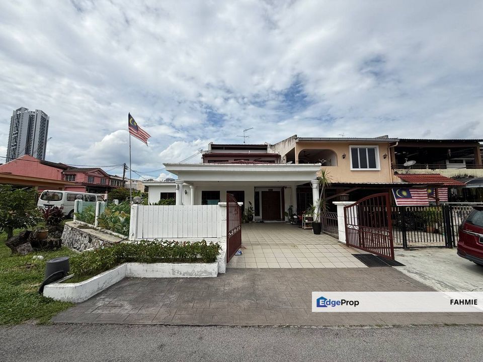 Fully renovated. Corner lot. AU 2. Keramat. , Selangor, Gombak