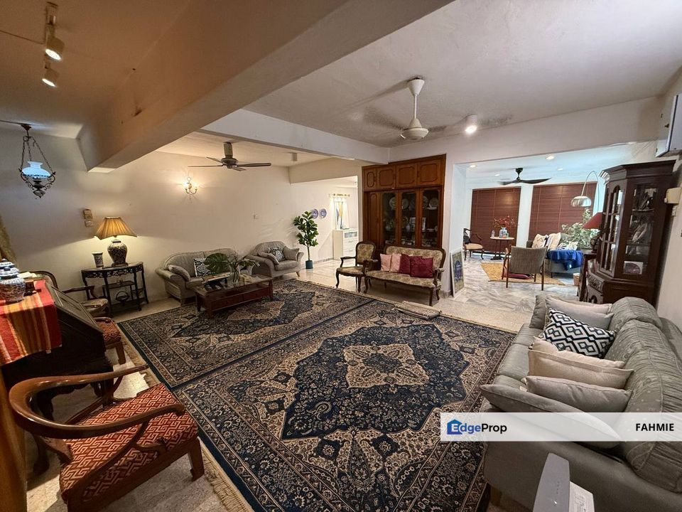 Fully renovated. Corner lot. AU 2. Keramat. , Selangor, Gombak