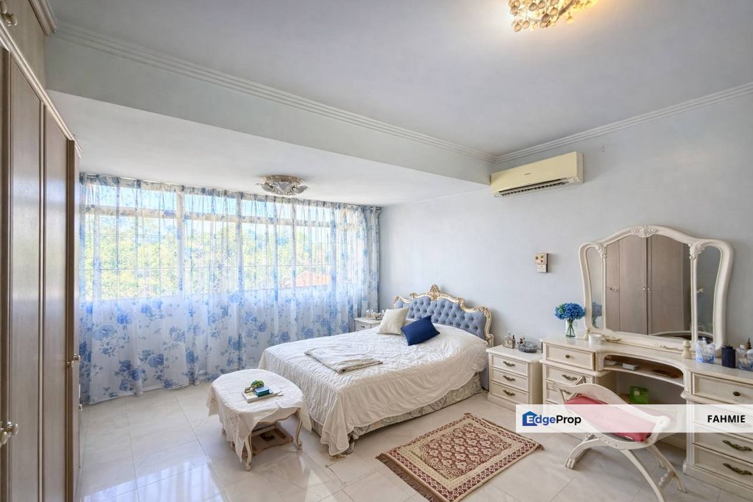 Corner unit. Freehold. Indah Damansara. Damansara Heights. , Kuala Lumpur, Damansara Heights