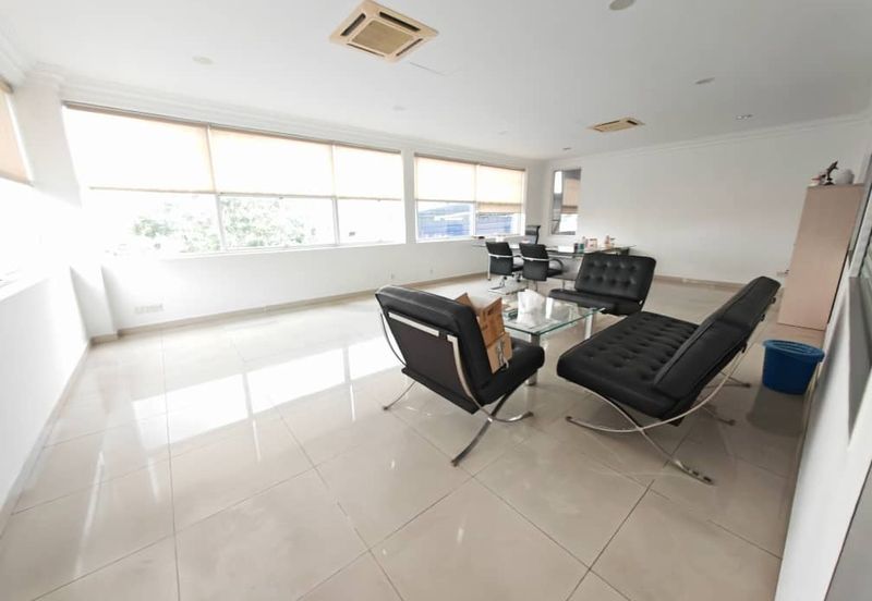 Warehouse cum Factory to Let