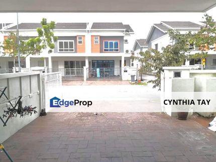 Taman Sakura, S2 Heights - Double storey end lot in gated and guarded community for sale with 4 rooms and 4 bathrooms, Negeri Sembilan, Seremban