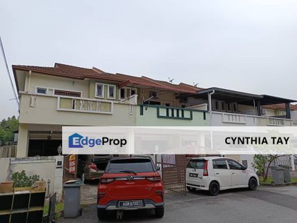 Double storey end lot in gated guarded in Sri Pinang - end lot terrace, Negeri Sembilan, Seremban