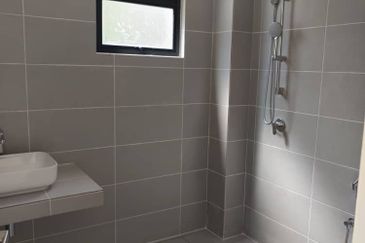 BRAND NEW DOUBLE STOREY SEMIDETACHED WITH GATED GUARDED COMMUNITY IN RASAH KEMAYAN - FACING NO HOUSE