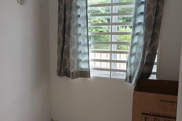 TAMAN BUKIT CHEMARA(CHEMARA HILL)