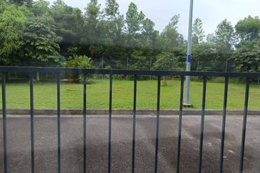 TAMAN BUKIT CHEMARA(CHEMARA HILL)