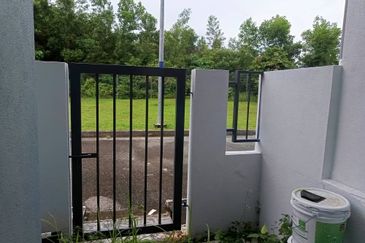 TAMAN BUKIT CHEMARA(CHEMARA HILL)