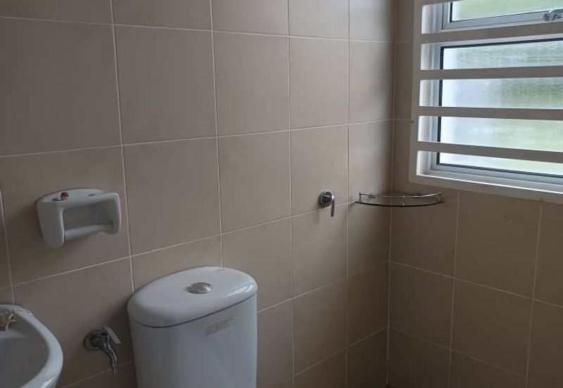 TAMAN BUKIT CHEMARA(CHEMARA HILL)