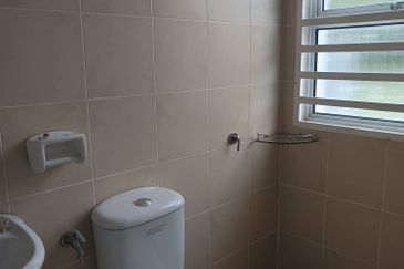 TAMAN BUKIT CHEMARA(CHEMARA HILL)