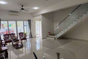 TAMAN BUKIT CHEMARA(CHEMARA HILL)