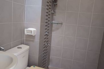 TAMAN BUKIT CHEMARA(CHEMARA HILL)