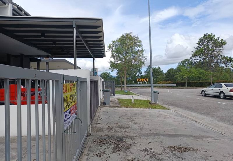 TAMAN BUKIT CHEMARA(CHEMARA HILL)