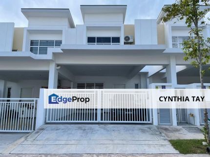 Double storey terrace with partially furnished in a gated guarded community in Ara Sendayan, Bandar Sendayan, Negeri Sembilan, Seremban