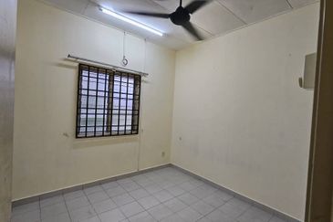 Newly painted double storey terrace house in Taman Harmonium Indah, Kepayang, Seremban for rental