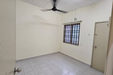 Newly painted double storey terrace house in Taman Harmonium Indah, Kepayang, Seremban for rental