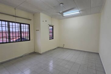 Newly painted double storey terrace house in Taman Harmonium Indah, Kepayang, Seremban for rental