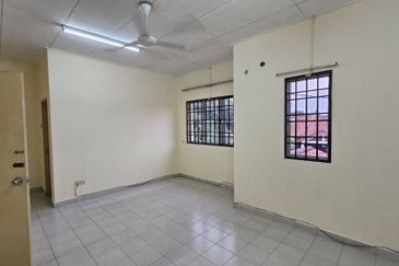 Newly painted double storey terrace house in Taman Harmonium Indah, Kepayang, Seremban for rental