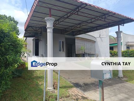 Single storey semidetached back to back with gated community in Green Street Homes, Seremban 2, Negeri Sembilan, Seremban