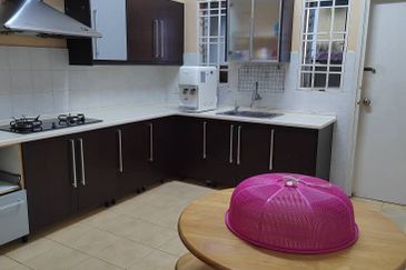 EMERALD PARK (SEREMBAN 2)