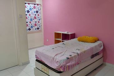 EMERALD PARK (SEREMBAN 2)