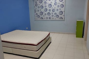 EMERALD PARK (SEREMBAN 2)