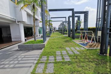 BAYU SENTUL CONDO, SENTUL