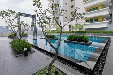 BAYU SENTUL CONDO, SENTUL
