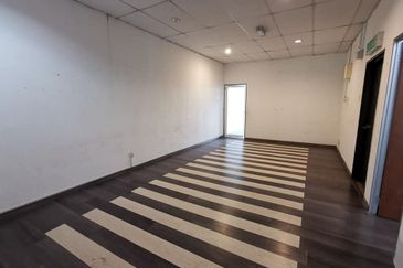 B3 SHOP LOT, SEKSYEN 26, SHAH ALAM