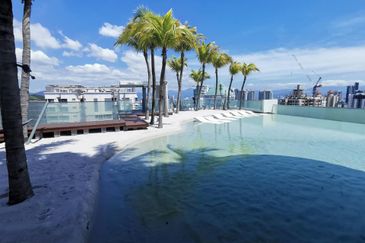 VERVE SUITES, MONT KIARA, KL