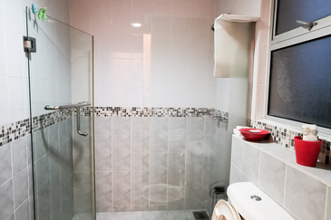 SERI MAYA CONDOMINIUM, JELATEK, KL