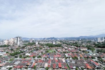 PLATINUM LAKE PV12, DANAU KOTA, SETAPAK