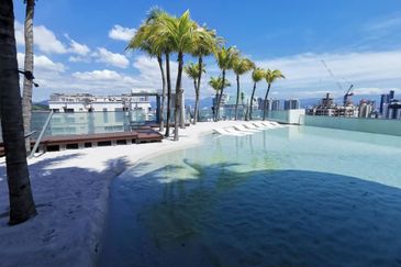 VERVE SUITES, MONT KIARA, KL