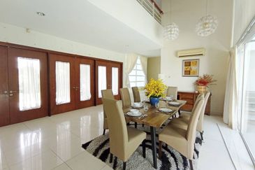 Exclusive Bungalow- Beverly Row, IOI Resort City, Putrajaya.