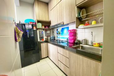 RESIDENSI PLATINUM TERATAI, SETAPAK