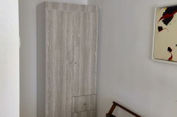 Emporis, Kota Damansara, Pj