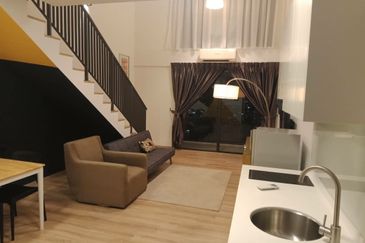 Emporis, Kota Damansara, Pj