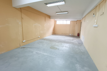 SHOP-OFFICE, KAJANG TOWN