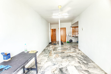 Astana Alam Apartment