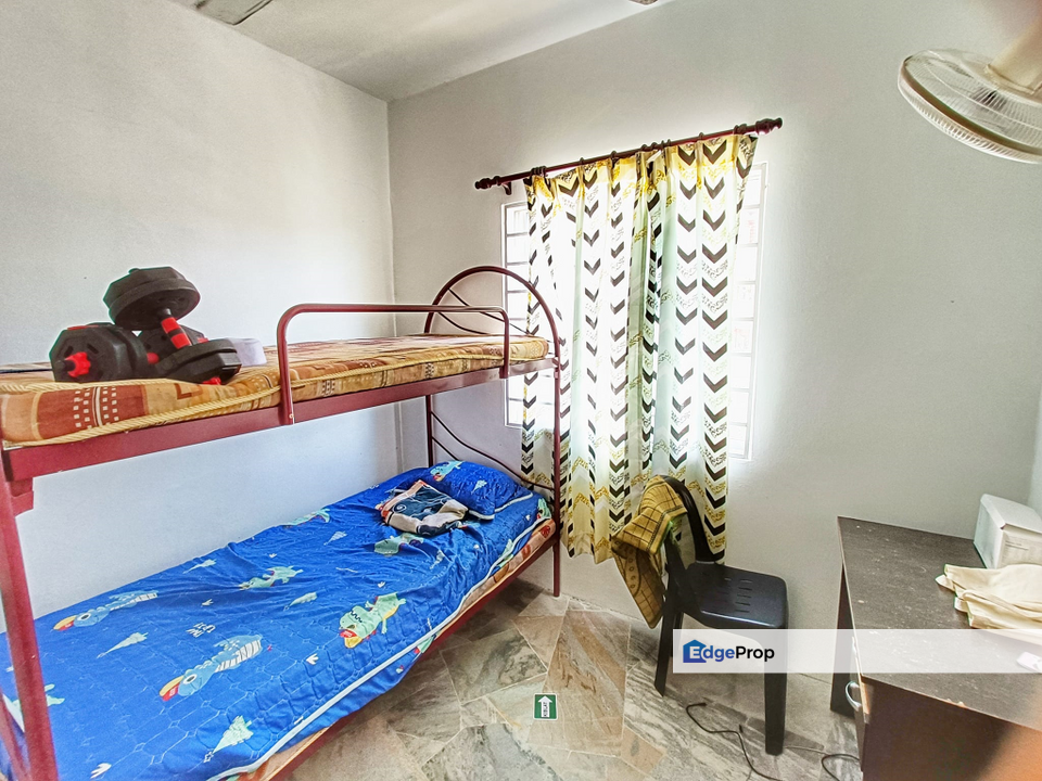 CAT BARU, Apartment Astana Alam 1, Puncak Alam, Selangor, Bandar Puncak Alam