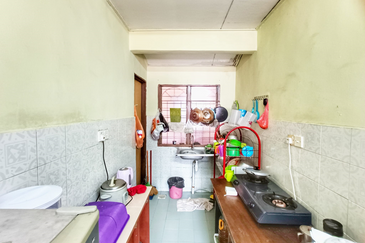 Flat PKNS, Seksyen 7