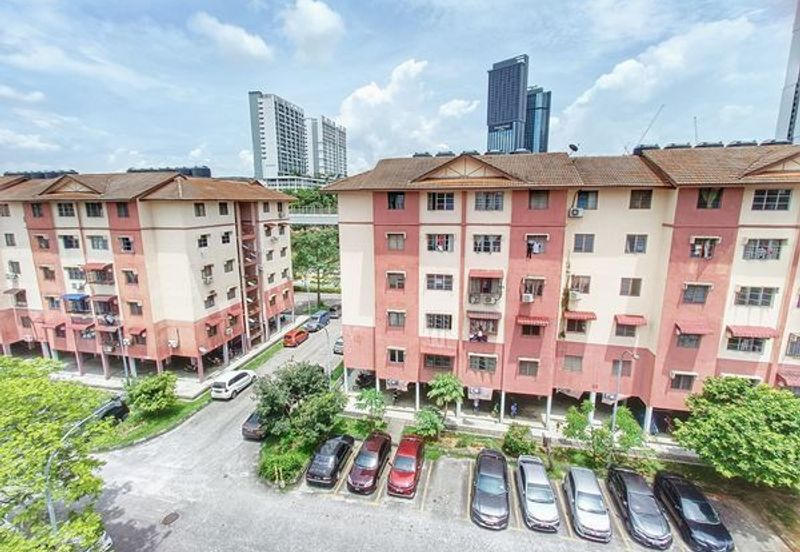 Flat PKNS, Seksyen 7