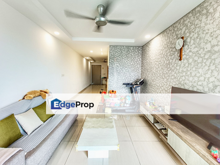 Low Depo,Freehold, Fully Reno, Fully Furnished, 2 parking, Facing pool, Selangor, Glenmarie