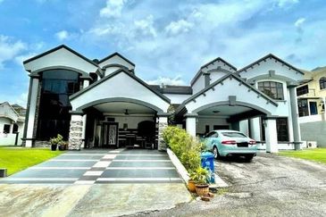 KGSAAS Golf Club, Seksyen 13