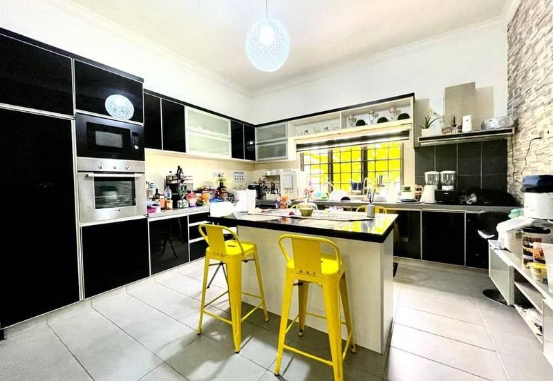 KGSAAS Golf Club, Seksyen 13