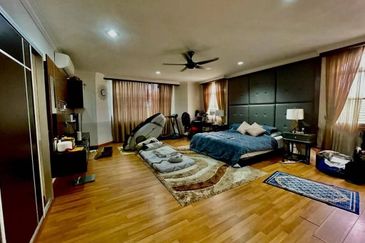 KGSAAS Golf Club, Seksyen 13