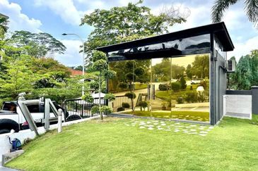 KGSAAS Golf Club, Seksyen 13