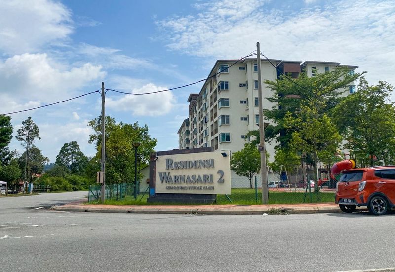 Residensi Warnasari 2
